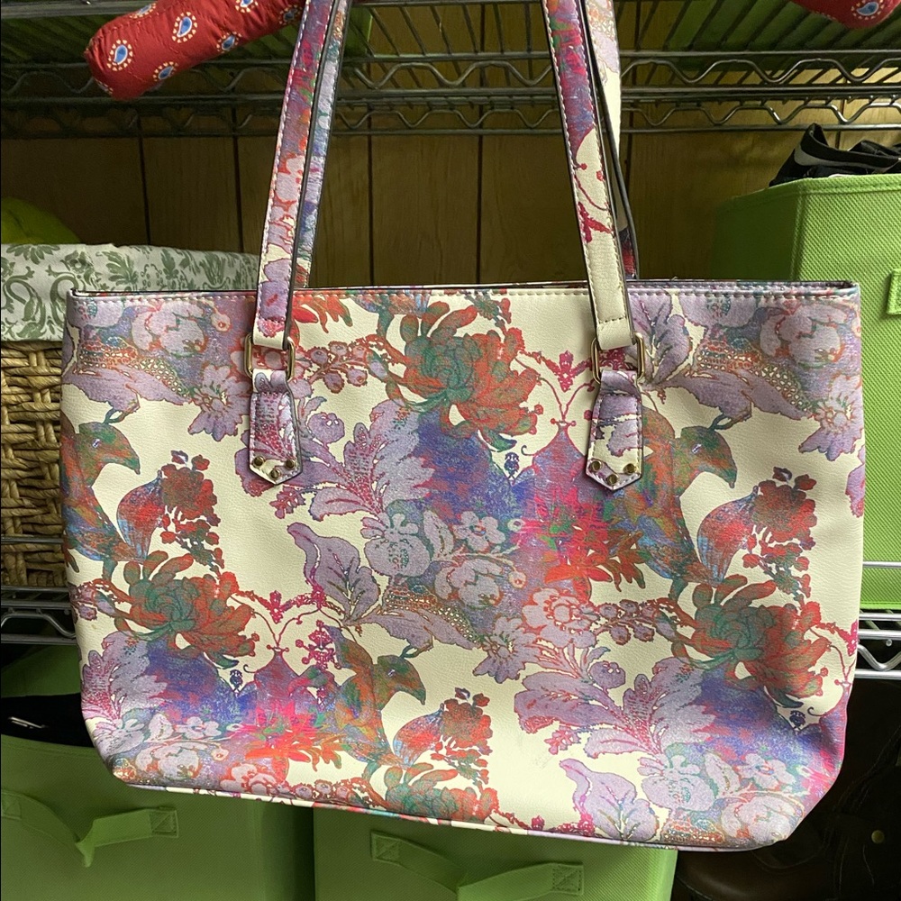 🆕 ENZO ANGIOLINI X-Large Tote